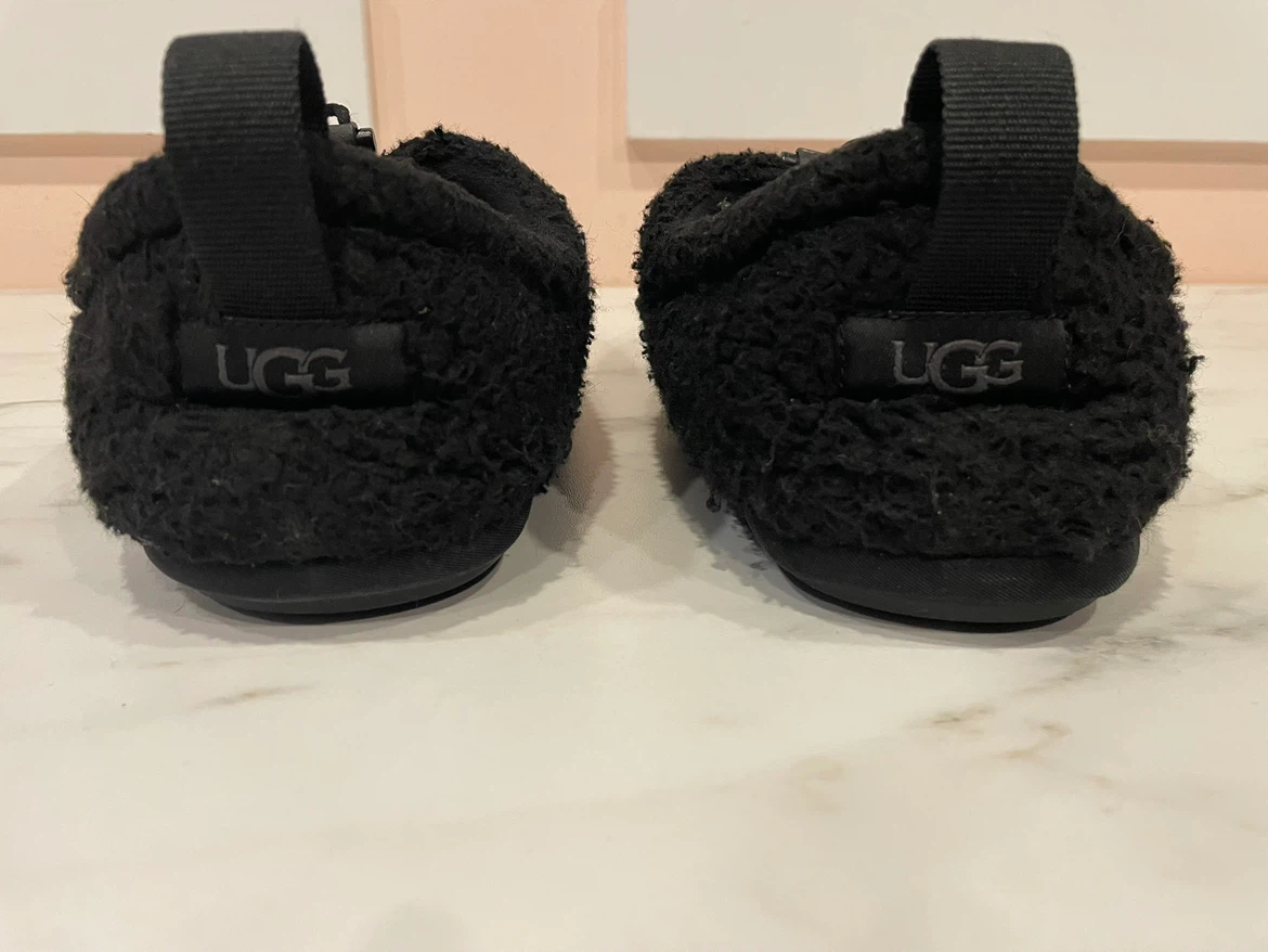 UGG Black Fleece Slippers - photo 2