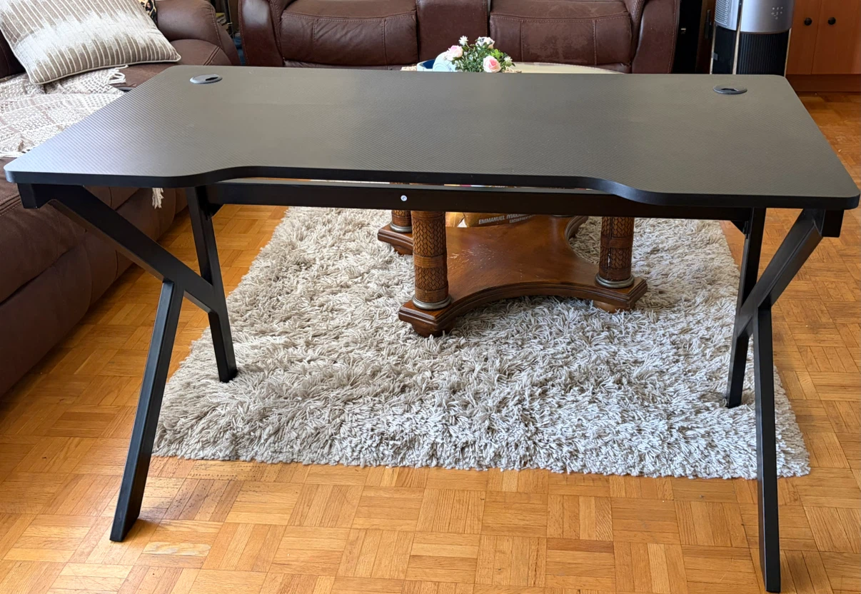 Black Carbon Fibre Gaming Desk - photo 2