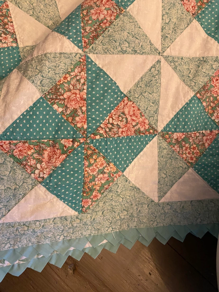 Vintage Eight Point Star Irish Chain Quilt - photo 2