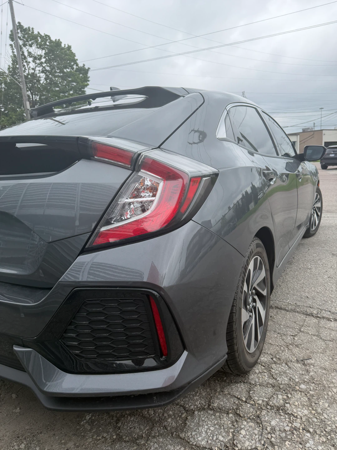 Honda Civic Hatchback - photo 4