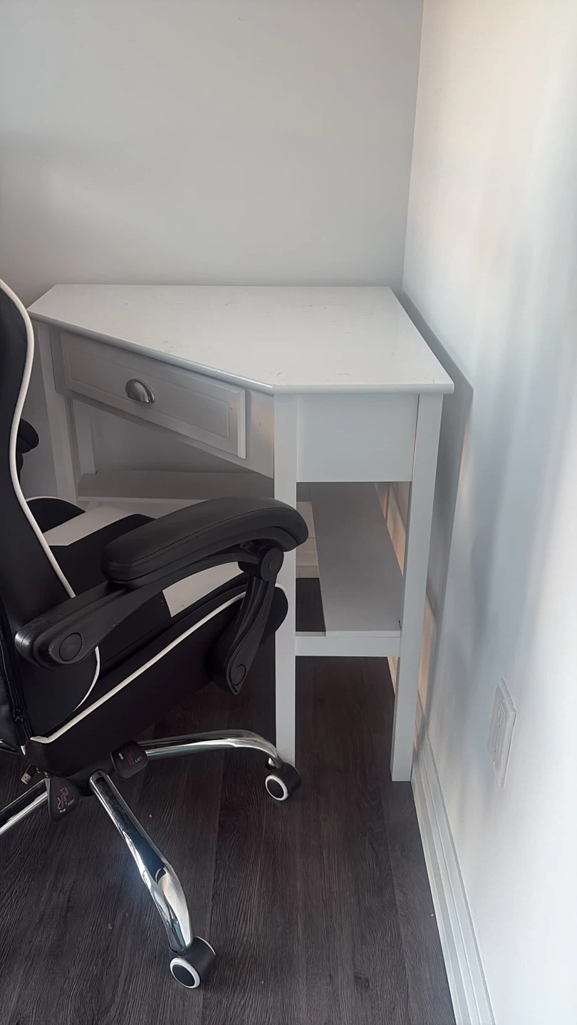 White Corner Desk - photo 3