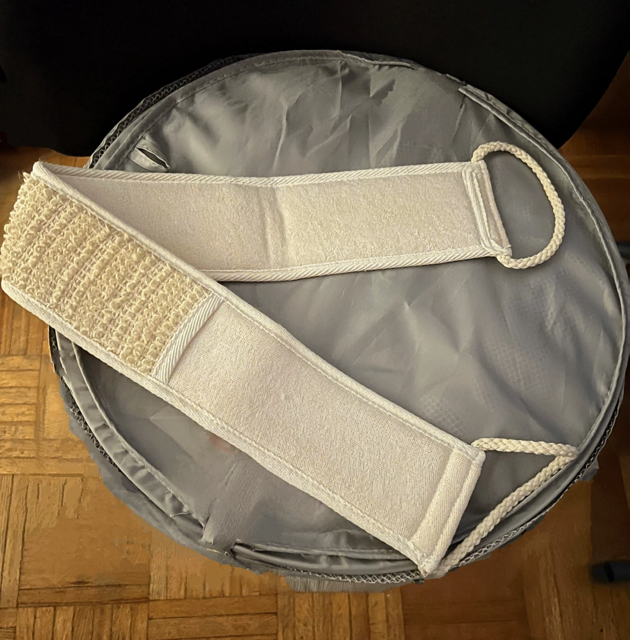 Exfoliating Back Scrubber Strap - Brand New Never Used