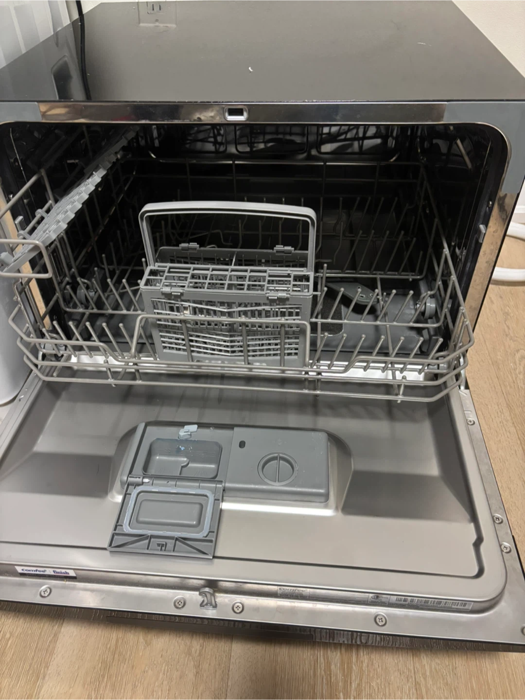 COMFEE' Countertop Dishwasher (Black) - Great Condition - photo 3