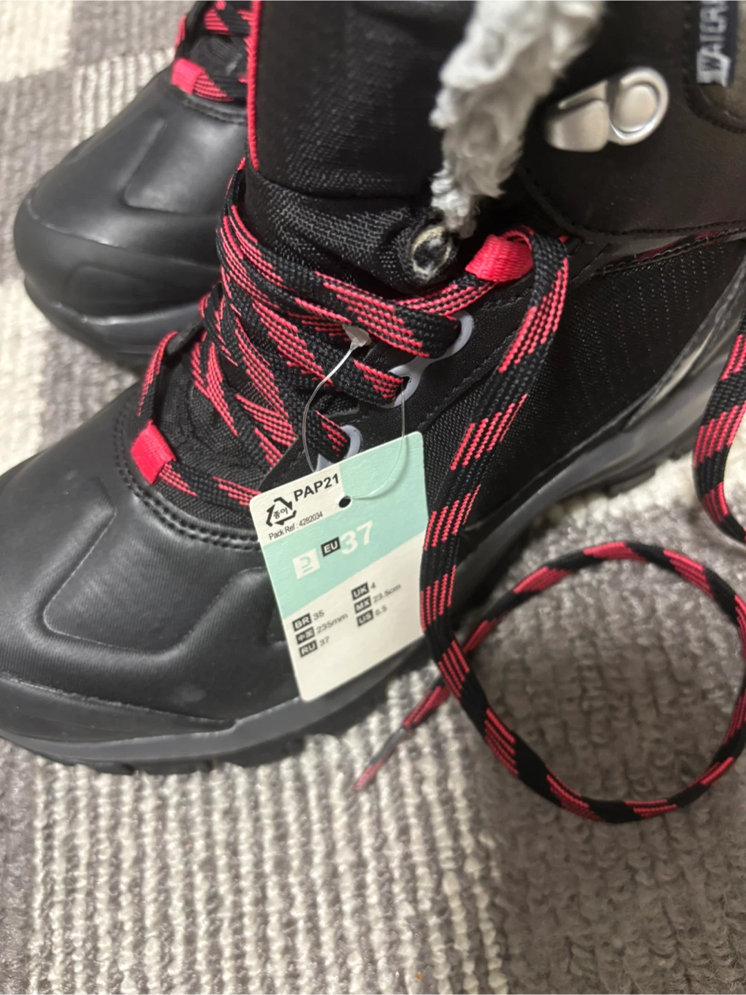 Quechua Waterproof Winter Boots Size 37 - photo 2