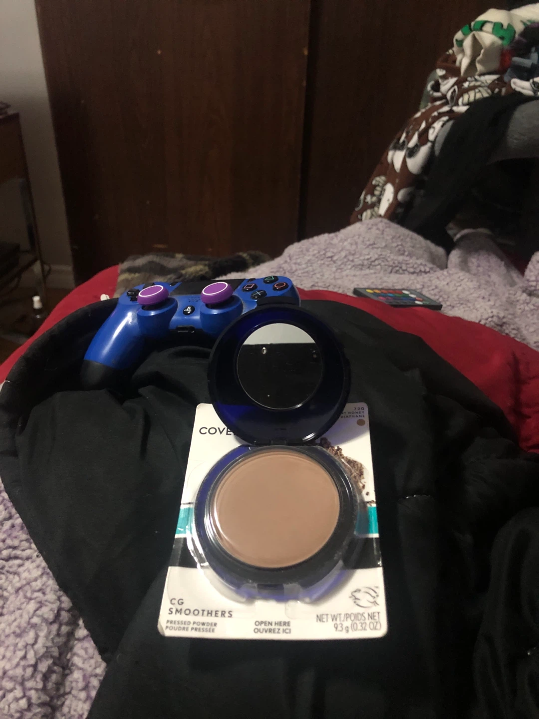 Covergirl CG Smoothers Pressed Powder 720 - photo 2