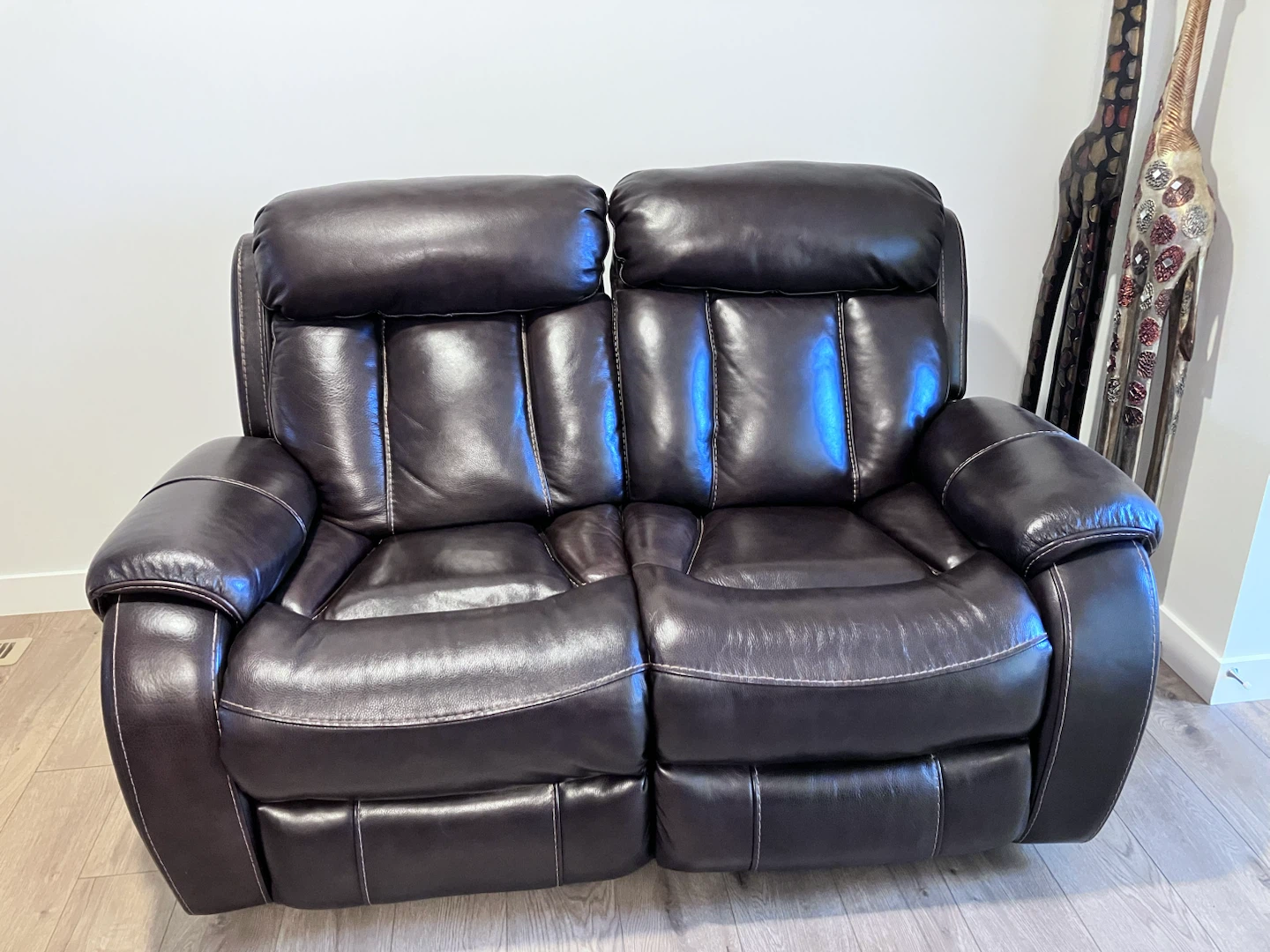 Love seat