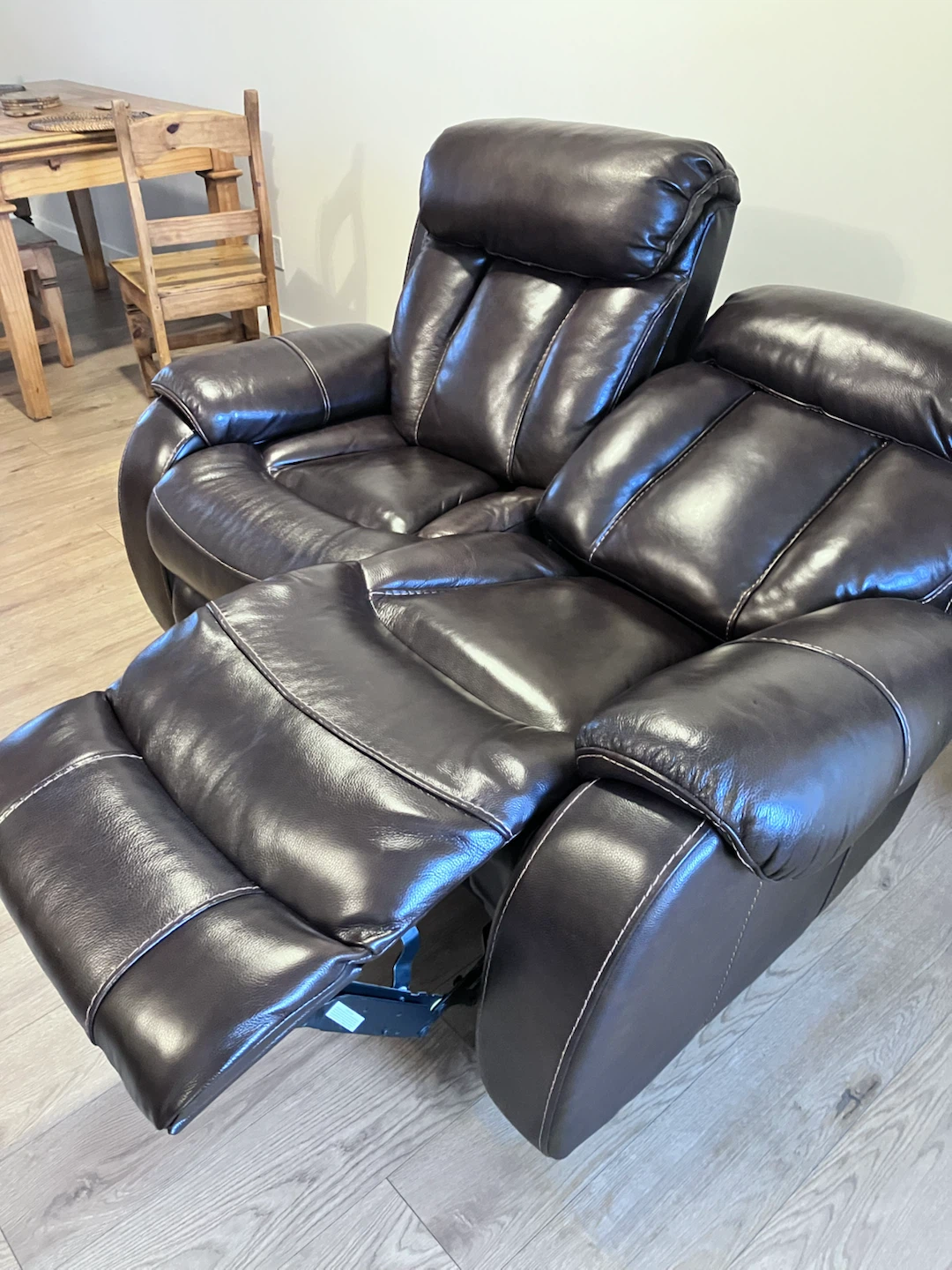Love seat - photo 4