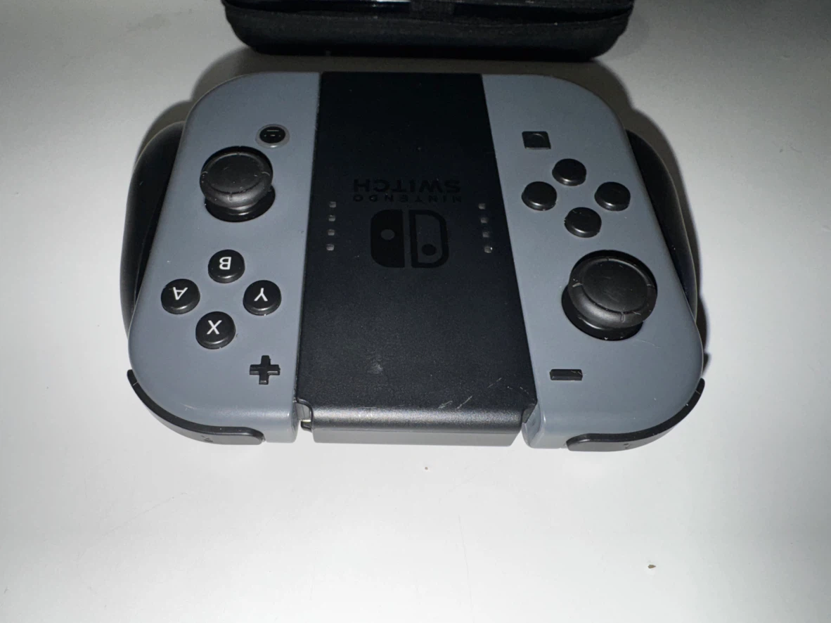 Nintendo Switch Joy-Con Controllers with Grip - Gray - photo 3