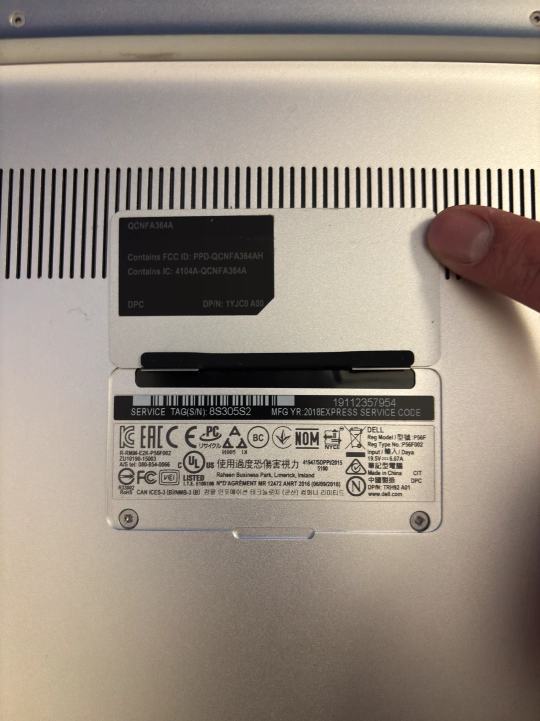 Dell XPS 15 9570 - Mint Condition - photo 3