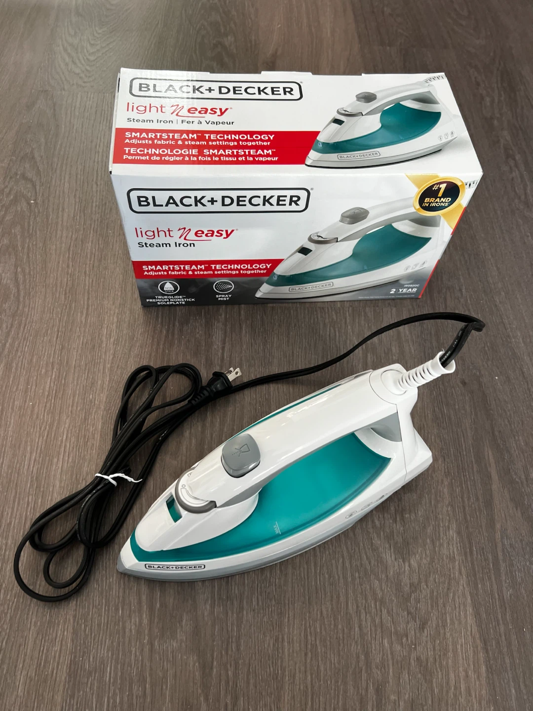 Black+Decker Light 'N Easy Steam Iron