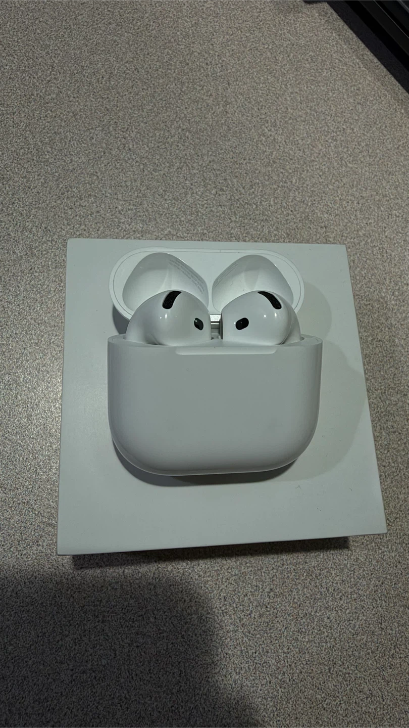 Apple AirPods 4 with Active Noise Cancellation - photo 3