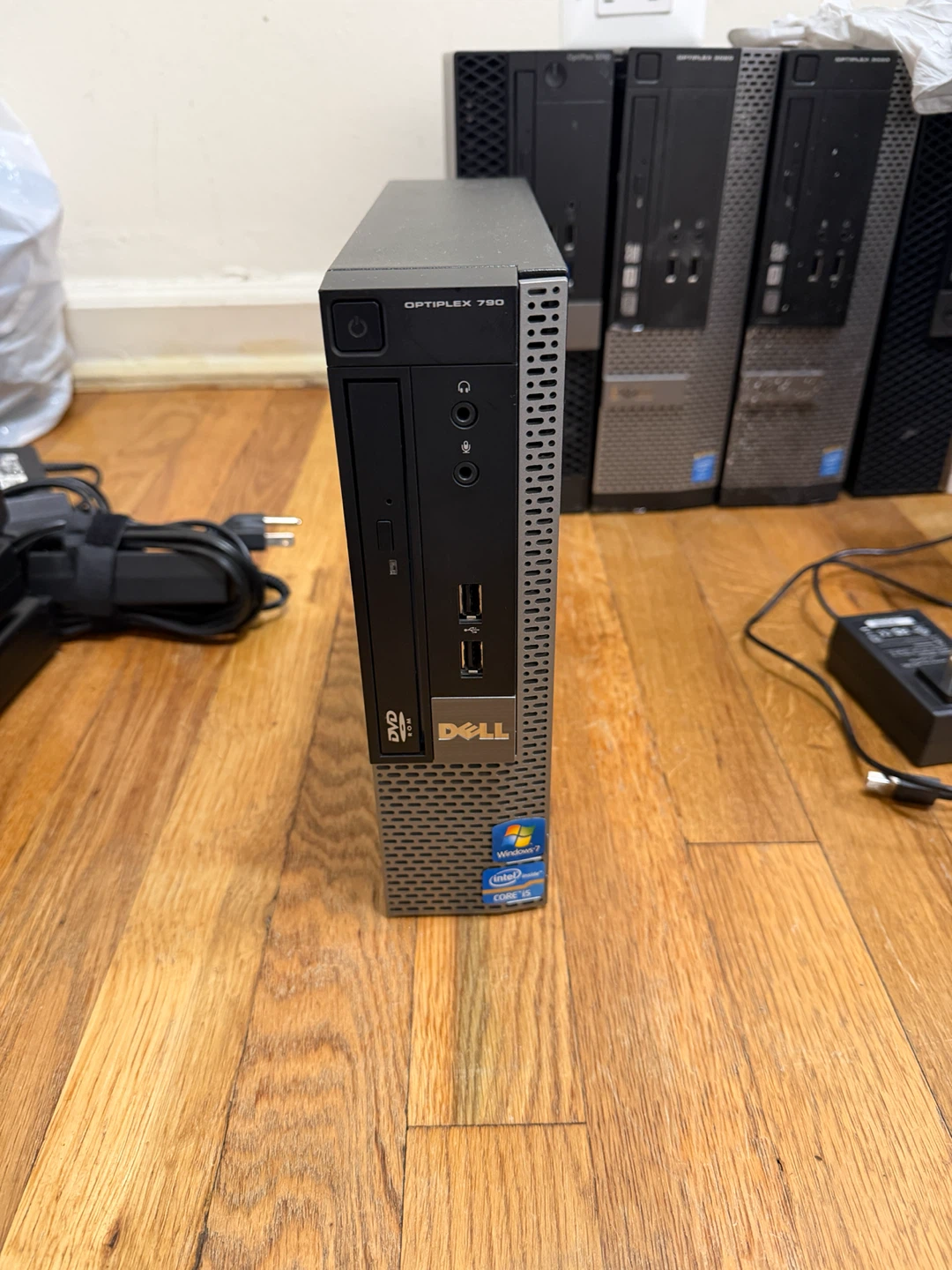 Dell OptiPlex 790 Small Form Factor Desktop