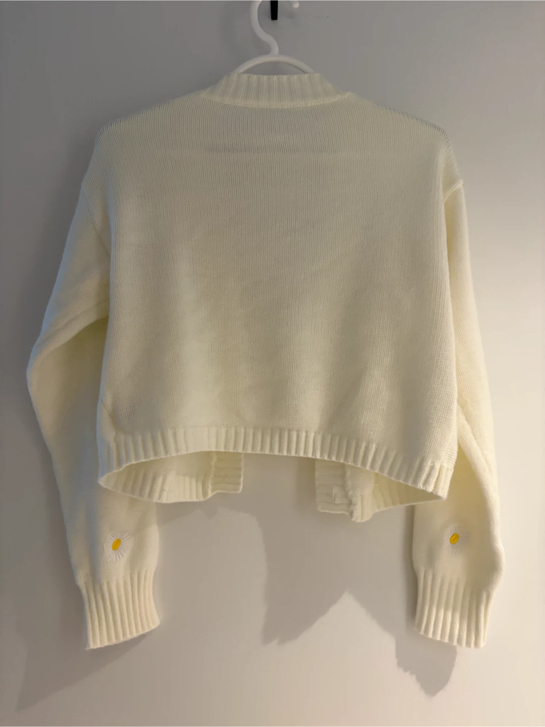 White Daisy Knit Cardigan - photo 4