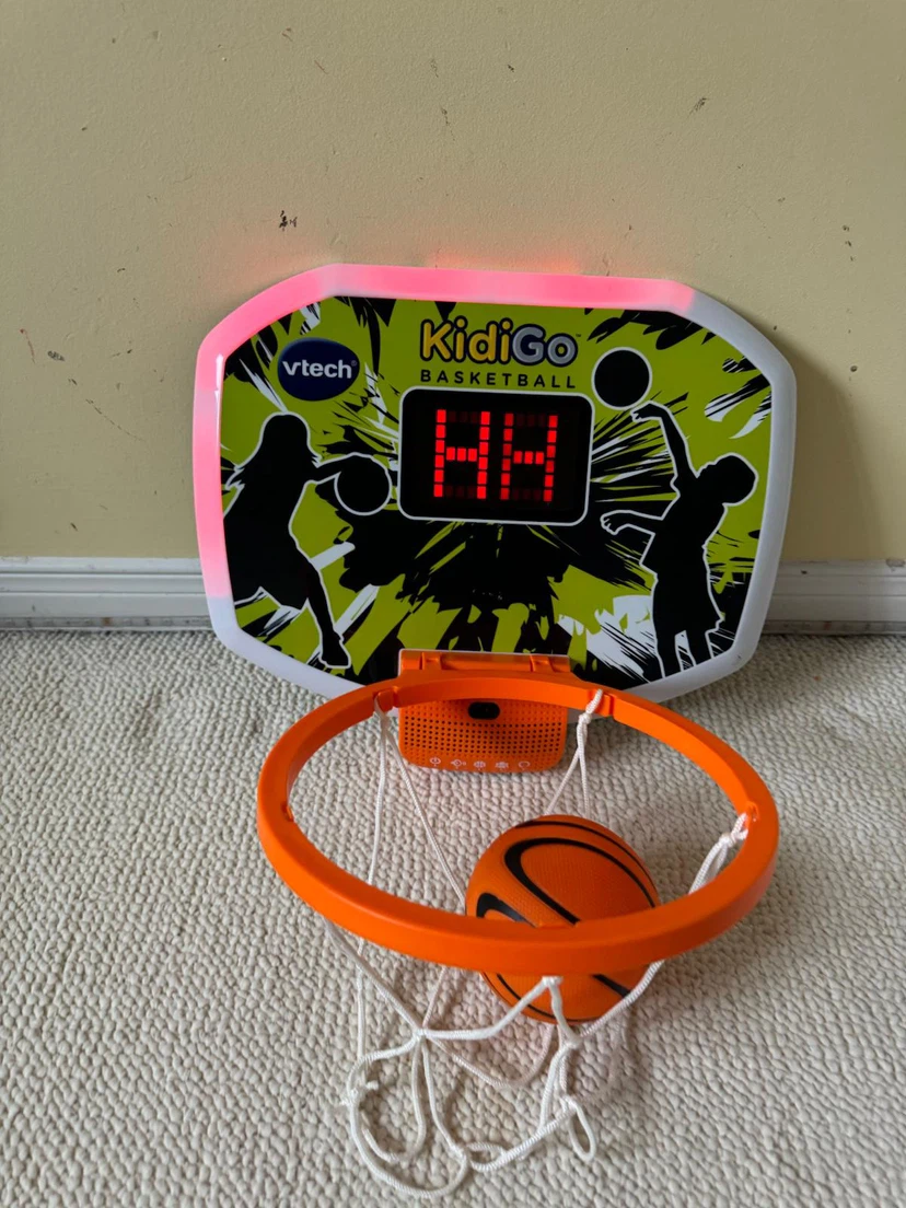 TitleVTech KidiGo Interactive Indoor Basketball Hoop & Mini Ball