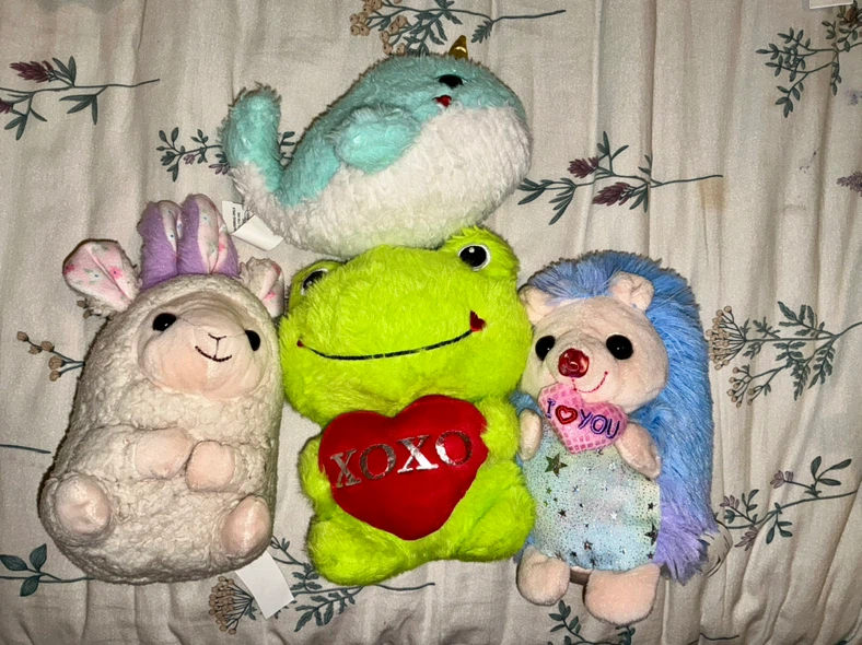 Set of 4 Small Plush Toys