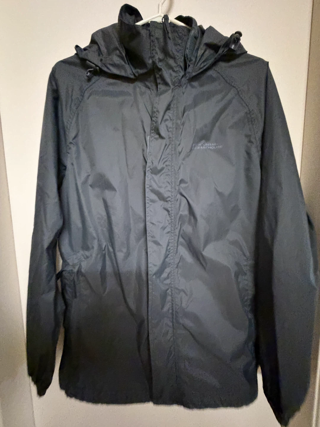 Size small men’s Gray Packable Rain Jacket with Hood&visor
