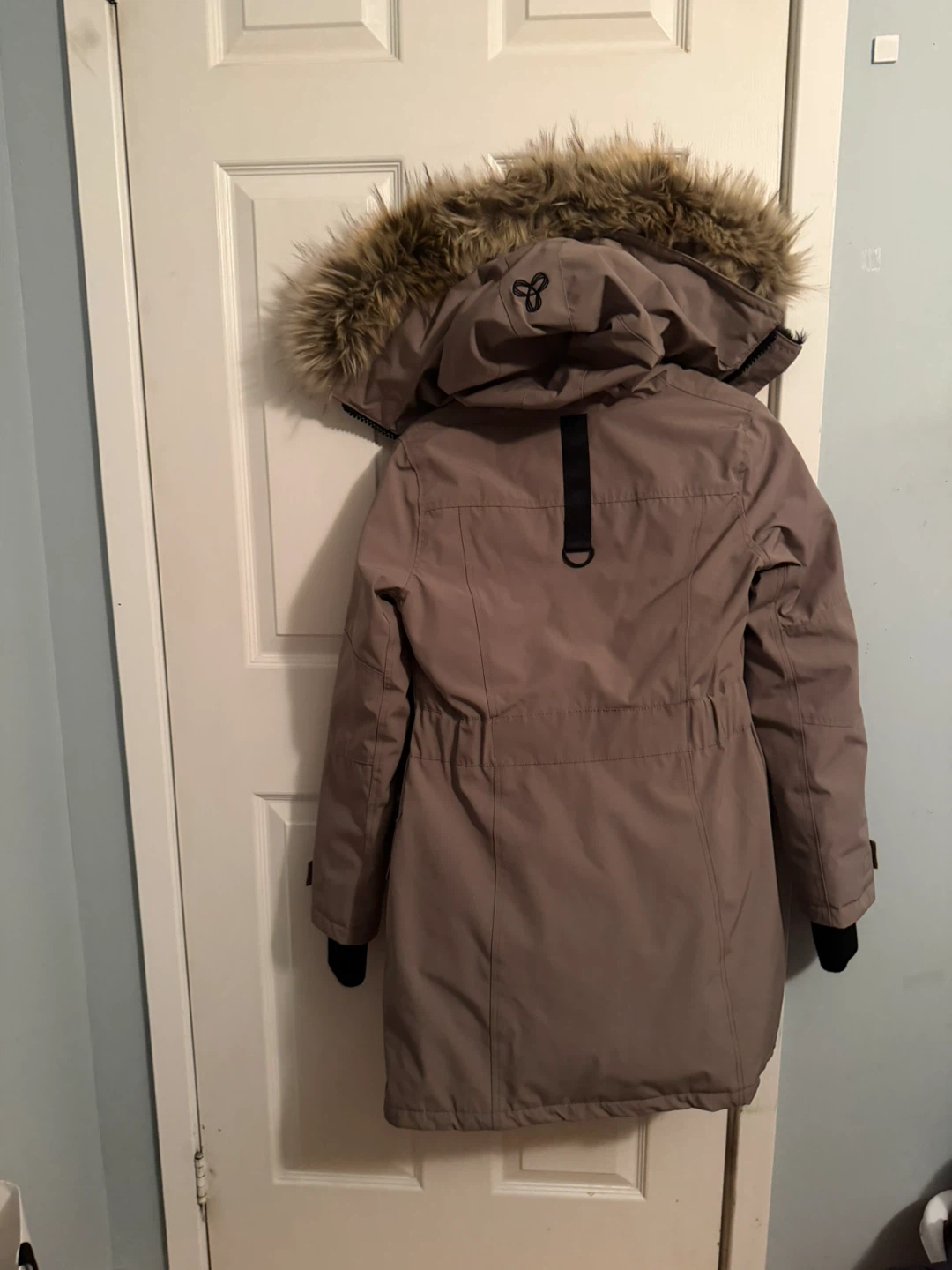 Women TNA Bancroft parka size small has a strap - photo 3