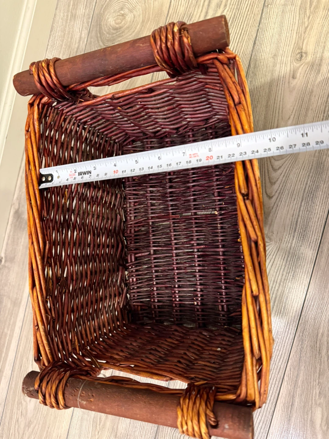 Wicker storage basket with wood handles - photo 3