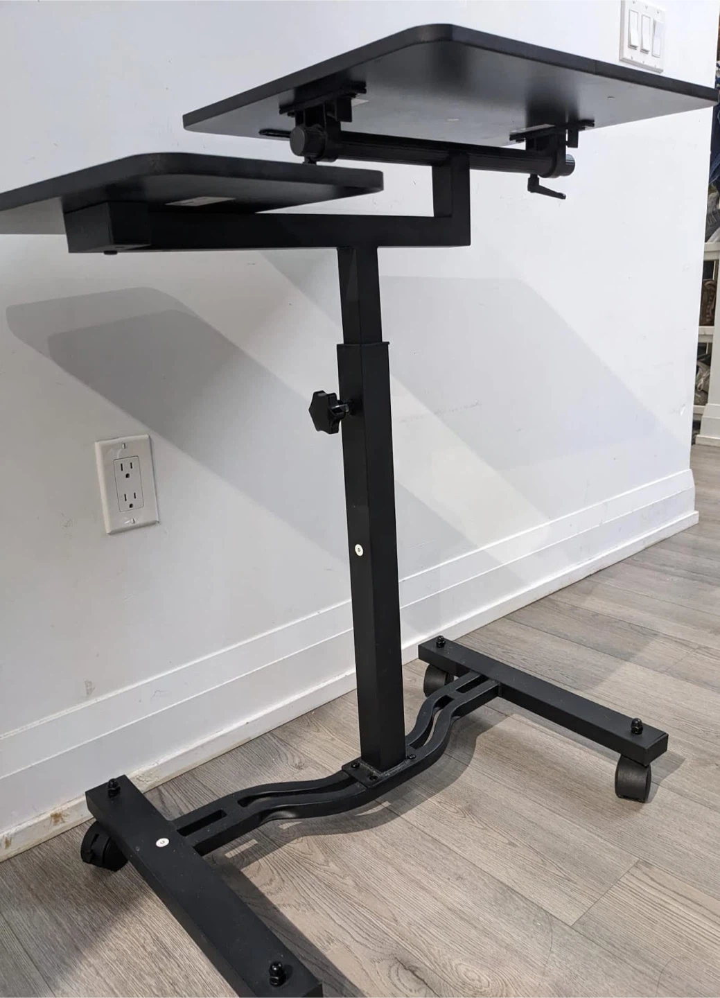 Laptop Cart / Standing Desk - Height Adjustable Mobile Rolling - photo 3