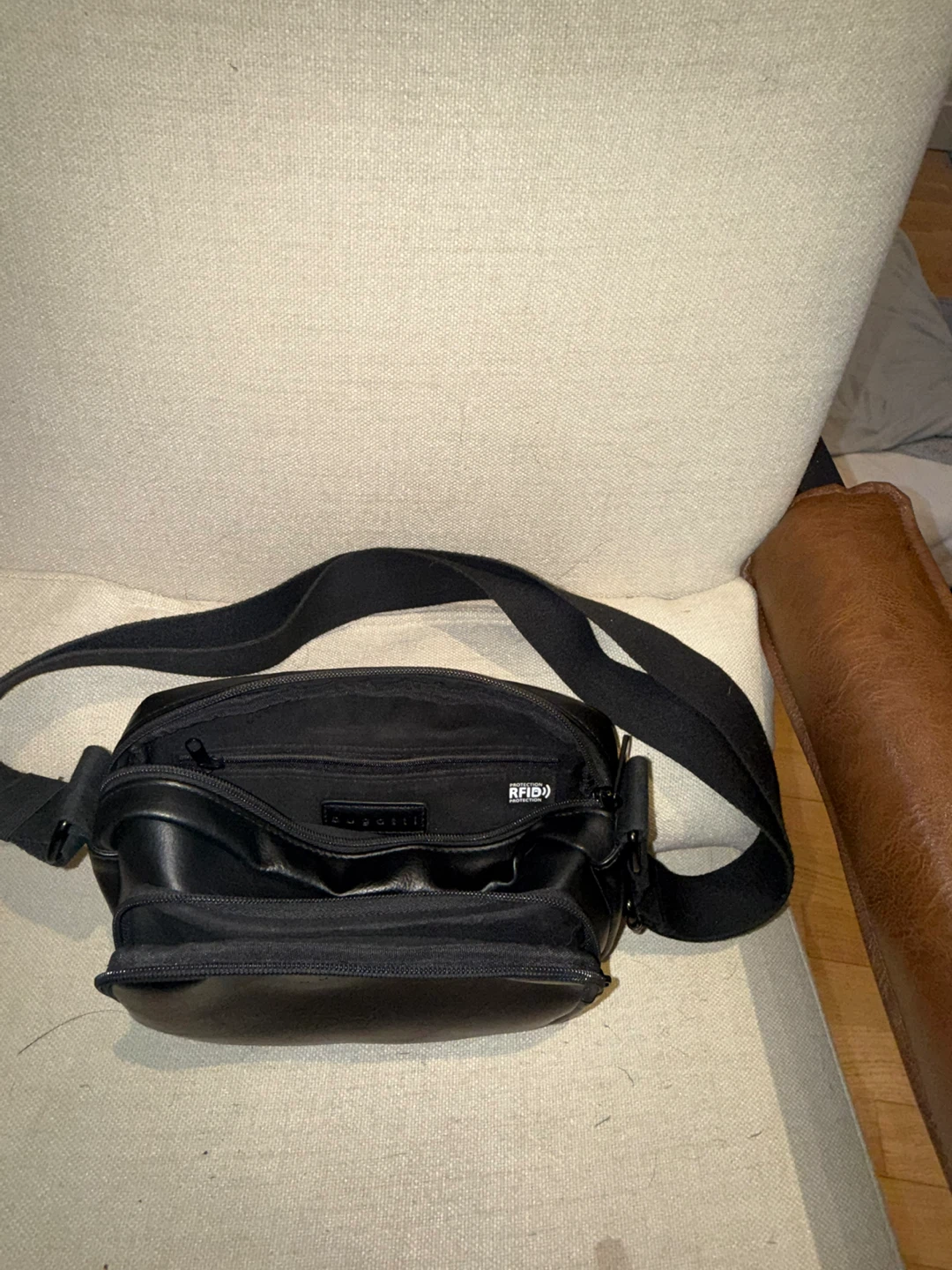 Bugatti Black Crossbody Bag - photo 3