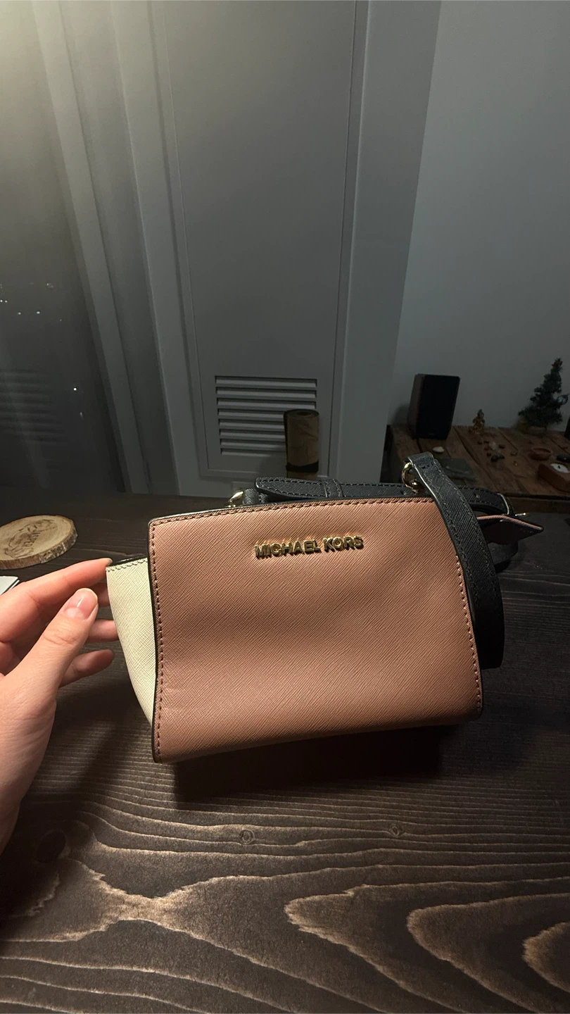 Michael Kors Saffiano Leather Crossbody Bag - photo 2