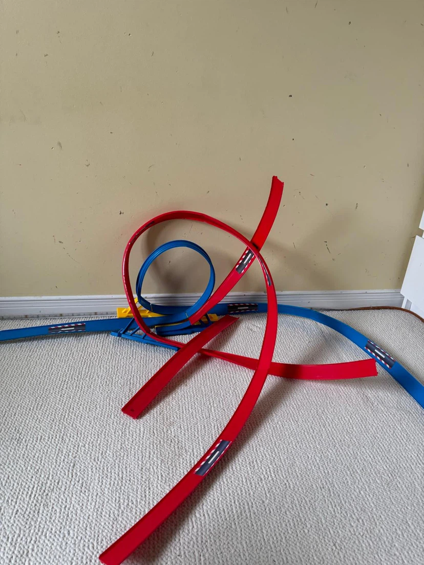 Hot Wheels Super 6-Lane Raceway! - photo 2
