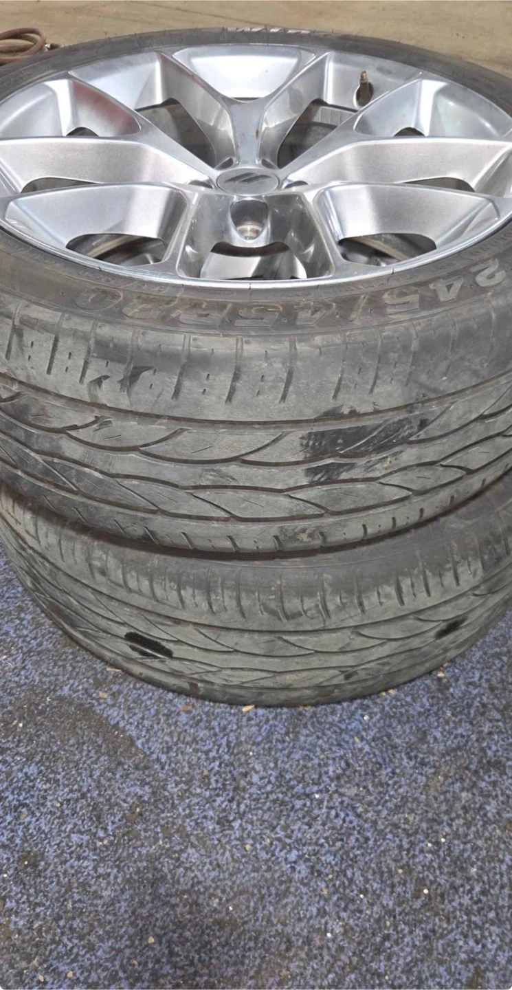 Set of 4 Dodge 20-inch Wheels and Tires - photo 4