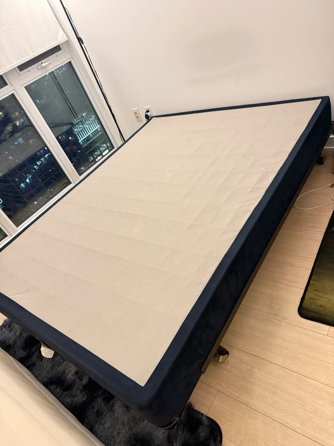 Full Size Mattress and Box Spring Set - photo 2