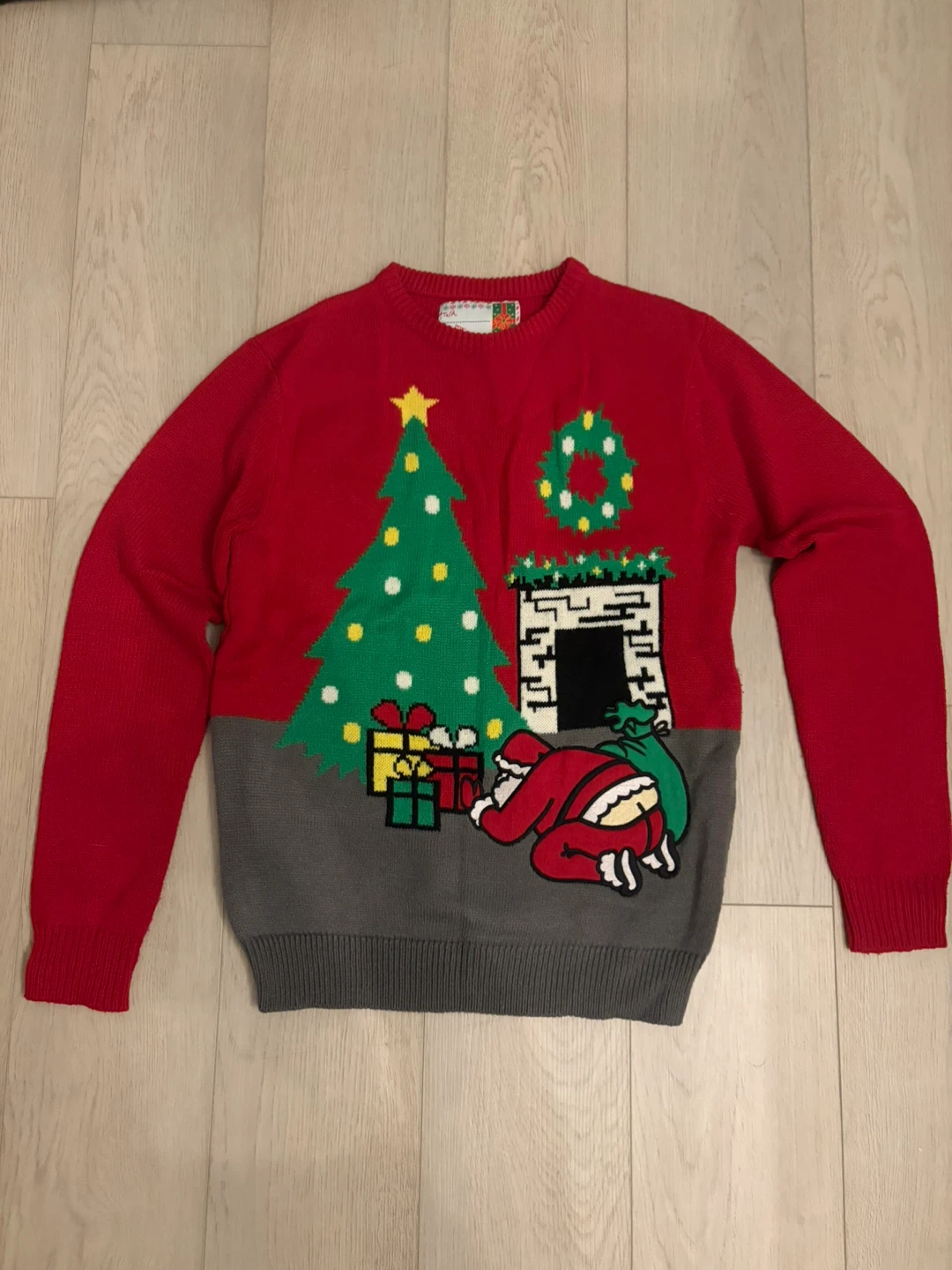 Christmas Sweater. Small
