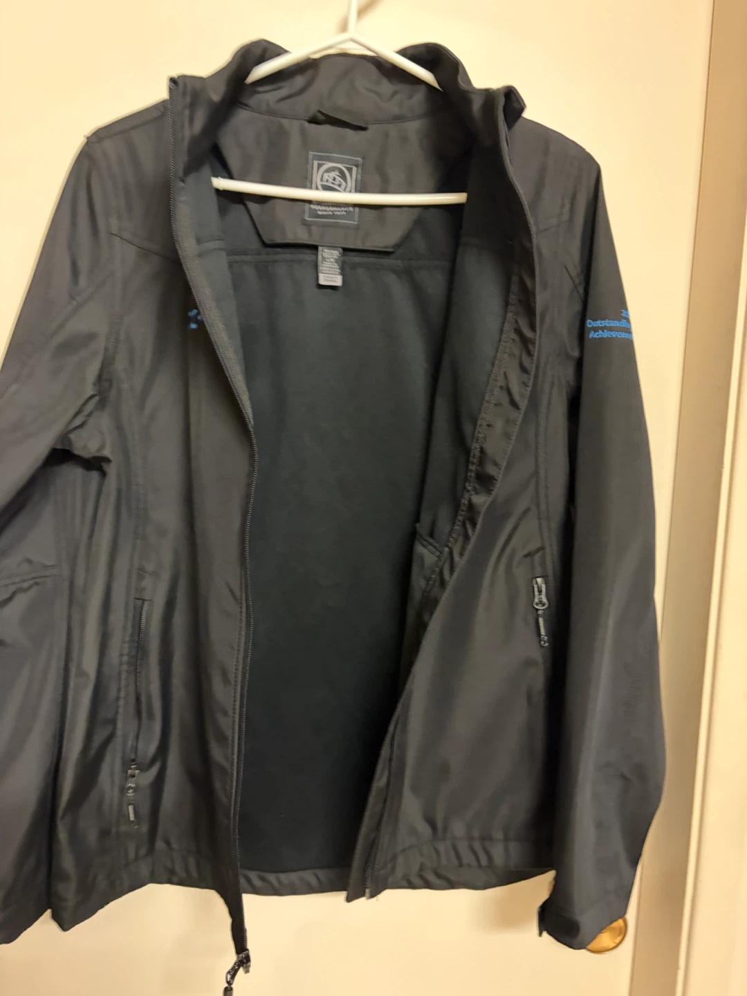 Black Women’s size large athletic jacket …guc - photo 2