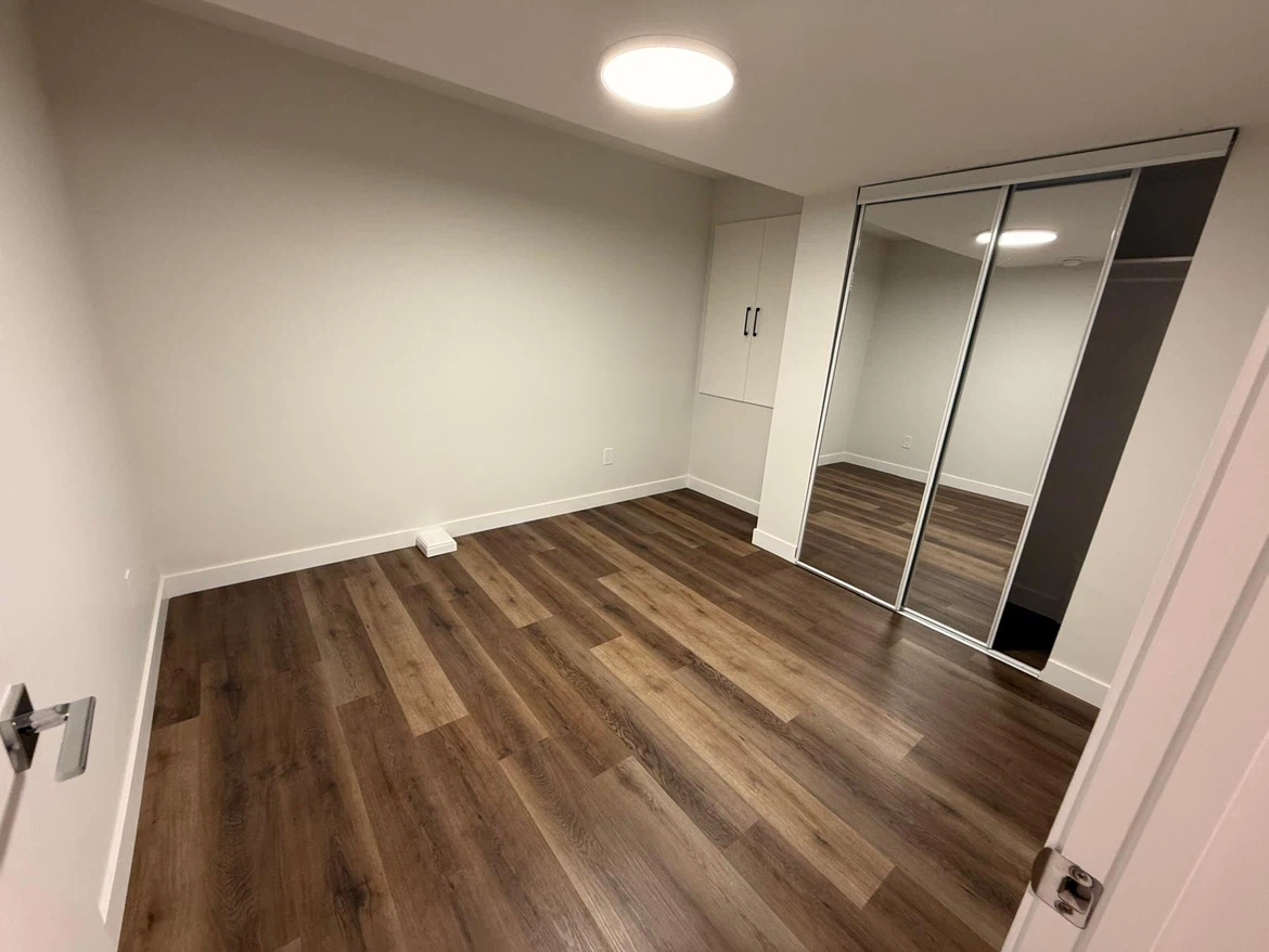 Basement for rent - photo 4