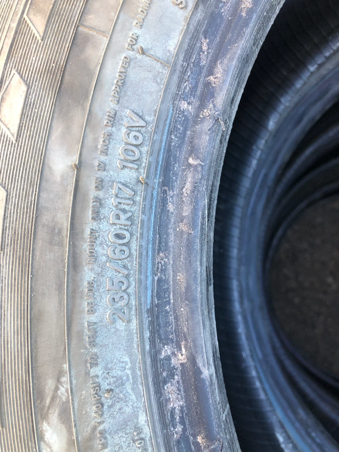 Motivo 365 Tires 235/60R17 - photo 4