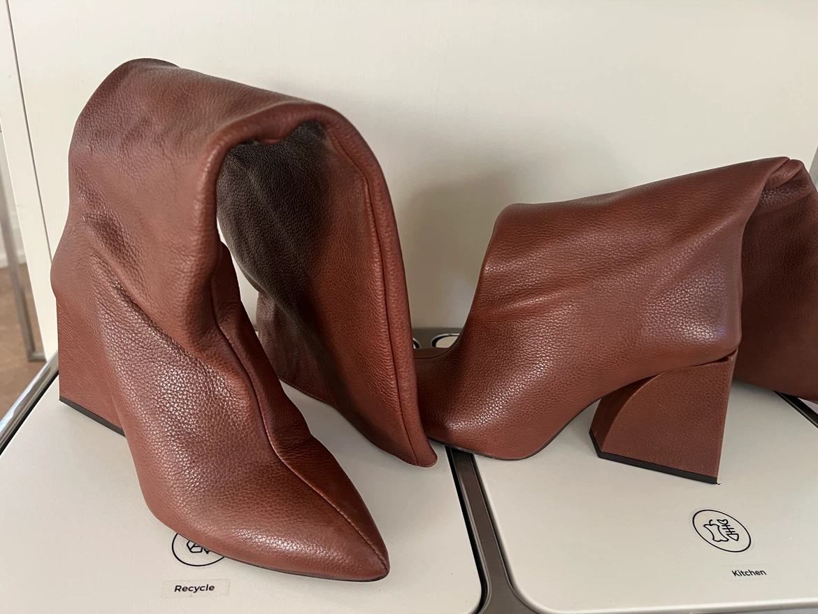 Brown Leather Heeled Boots - photo 2