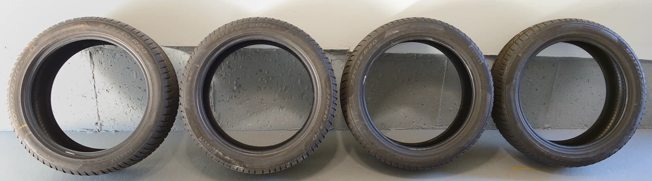 Staggered Pirelli Winter Sottozero Tires x 4 - photo 3