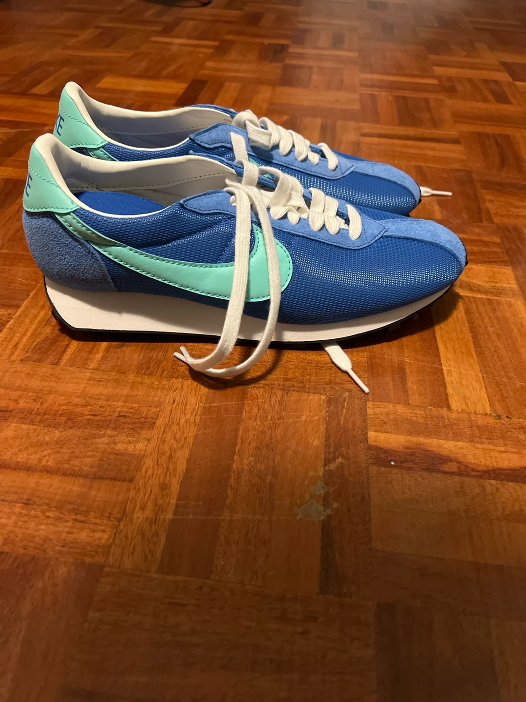 Nike Sneakers Blue and Teal - photo 2
