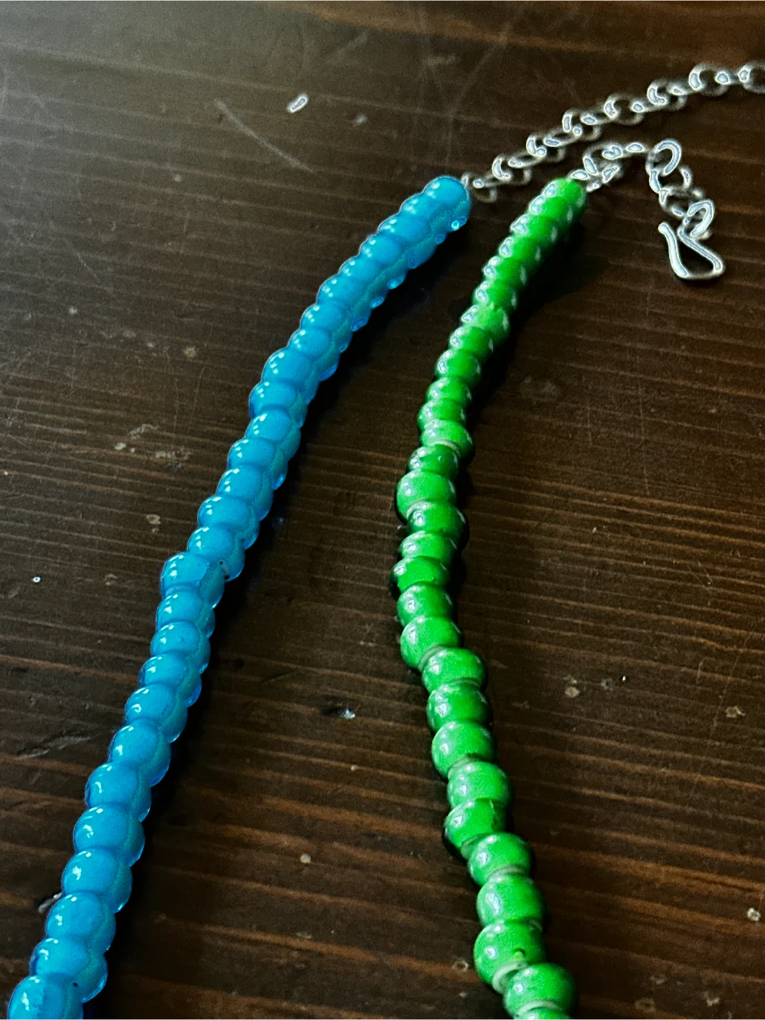 23” Antique Murano White Heart Glass Necklace - photo 3