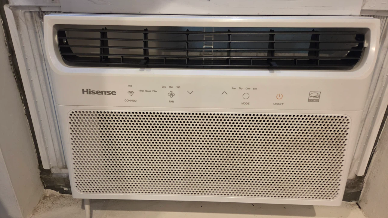 Moving Sale – Hisense AC, IKEA Storage, and Floor Lamp
