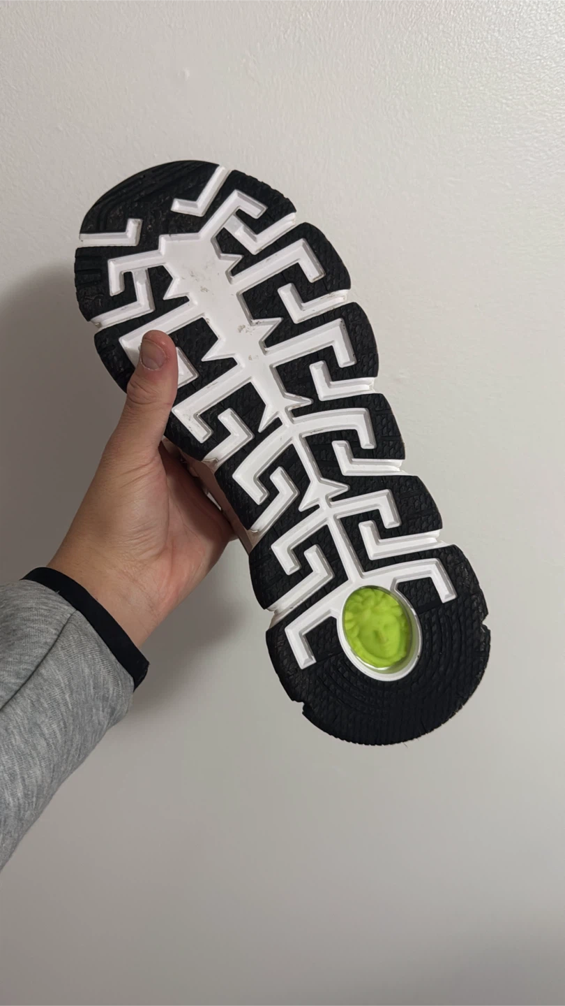 Versace Trigreca Sneakers - photo 3