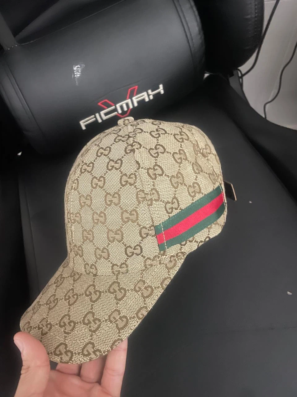 Gucci GG Supreme Baseball Cap - photo 3
