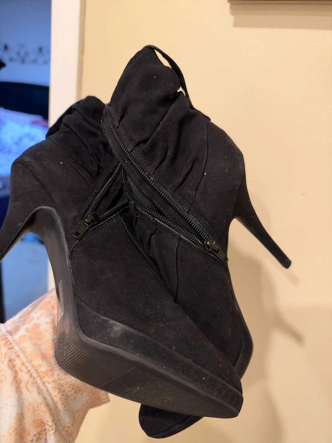 Jennifer Lopez Stiletto Suede Ankle Boots - Size 8 - photo 3