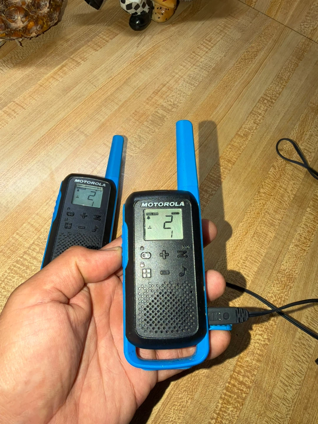 Motorola Two-Way Radios - photo 4