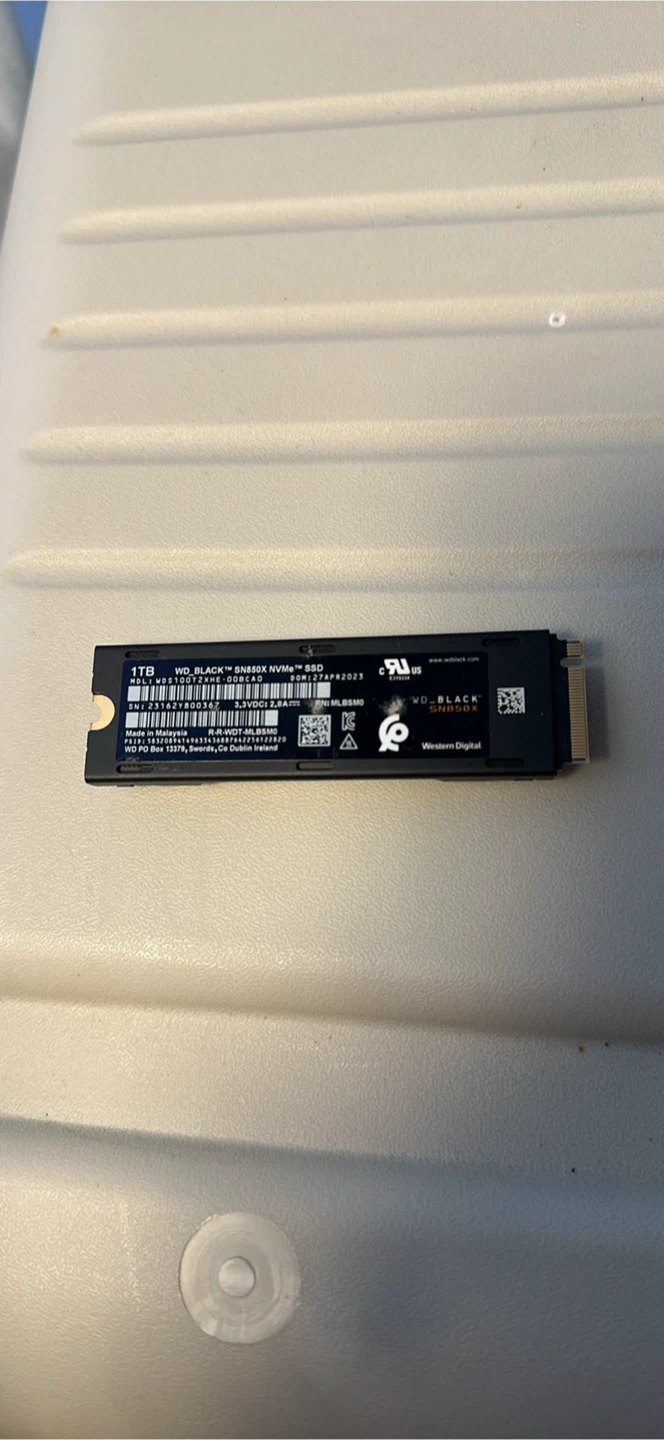 WD_BLACK SN850X 1TB NVMe SSD - photo 2