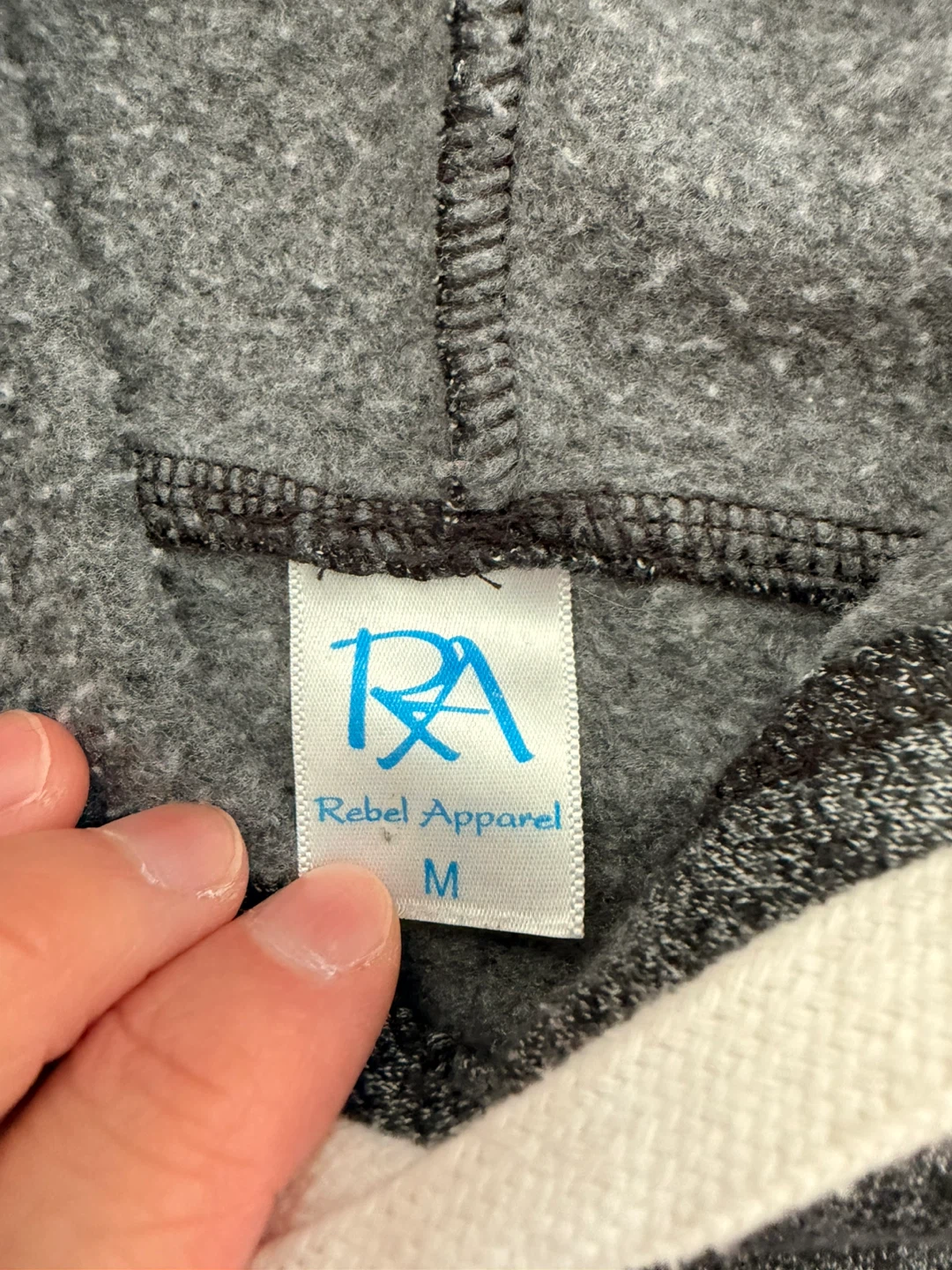 $10 for all - Men’s M Sweatshirt, Hoodie and Sweatpants Bundle - photo 3