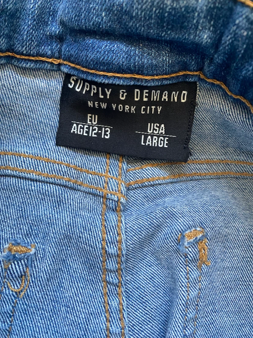 Supply & Demand Distressed Jeans Size Large - photo 3