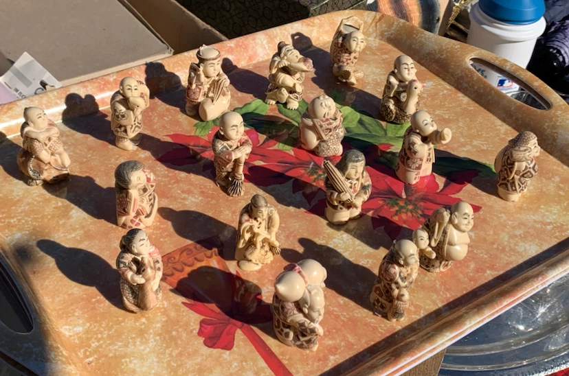 Set of 16 Japanese Netsuke Miniature Figurines - photo 2