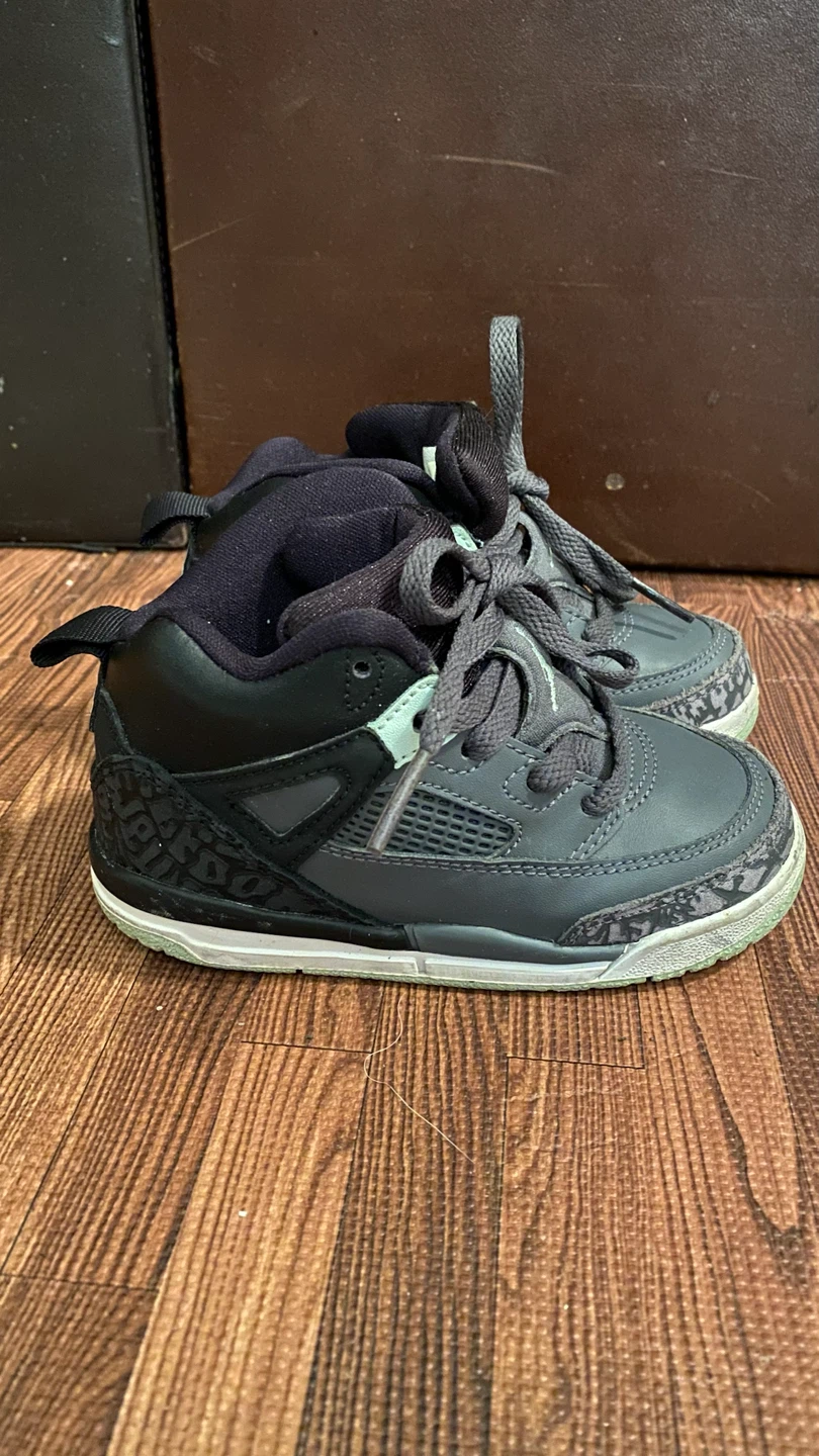 Jordan Toddler Sneakers Size 8C - photo 2