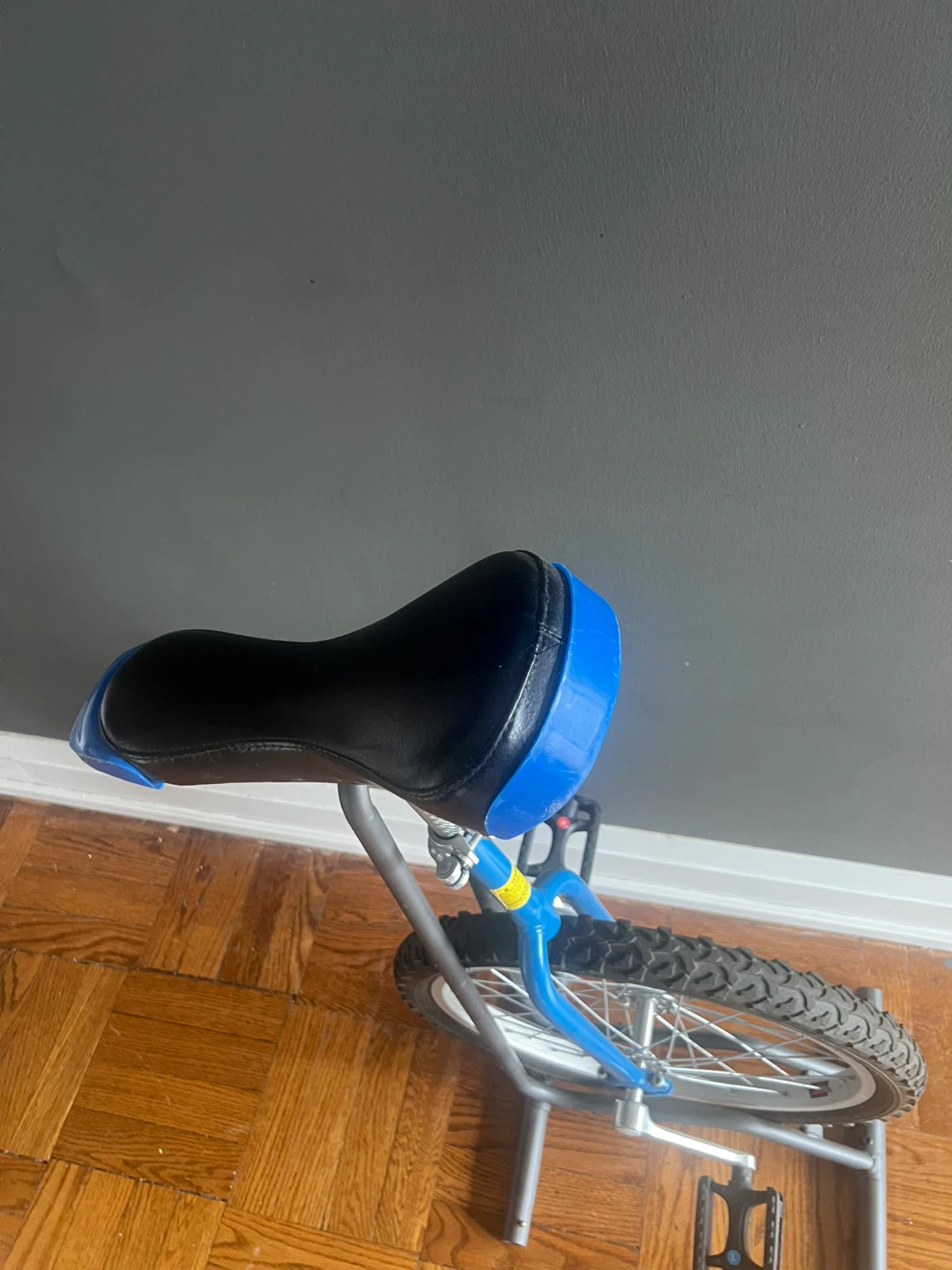 Cute blue unicycle - photo 3