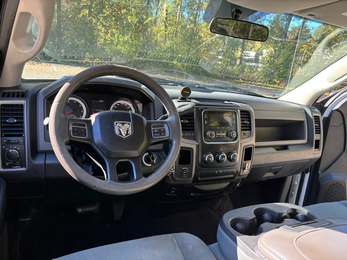 2015 Dodge ram 1500 5.7L -177,000km - photo 4
