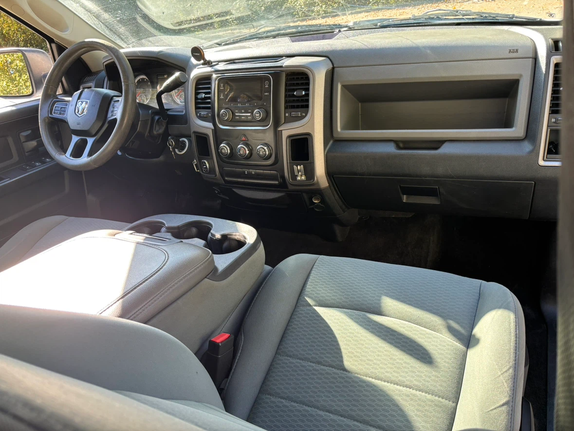 2015 Dodge ram 1500 5.7L -177,000km - photo 5