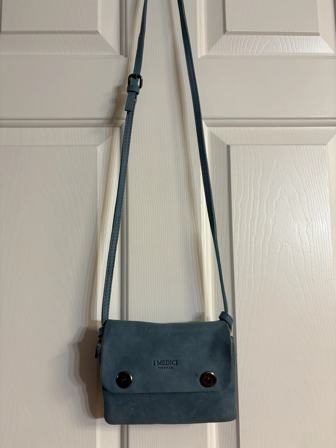 I Medici Firenze Genuine Leather Crossbody Bag
